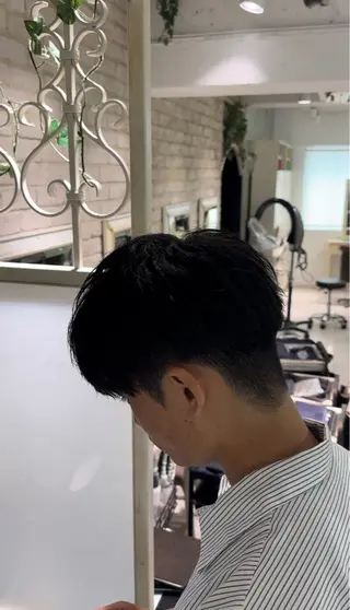 メンズ SALOWIN渋谷caldo店B1所属・岐津公太 メンズ縮毛矯正のプロのヘアスタイル