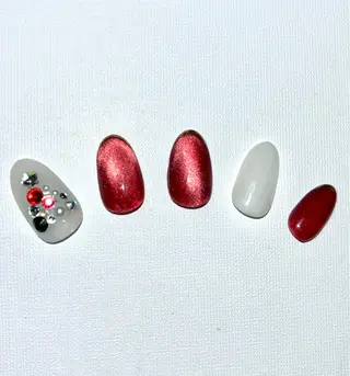 ネイル M Hのネイルデザイン