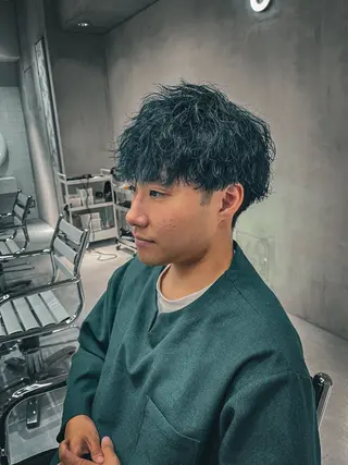 ショート パーマ メンズ soen所属・⚡メンズパーマフ ェードカットTomyのヘアスタイル