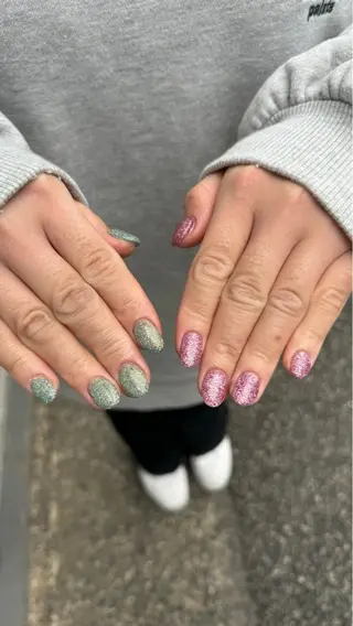 ネイル LAVISH nanamiのネイルデザイン