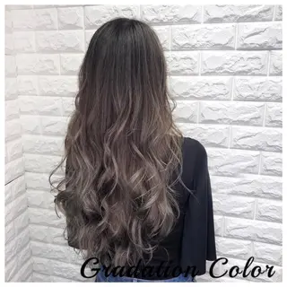 ロング カラー EGAO所属・yuuka🌻 ハイライト/艶カラーのヘアスタイル