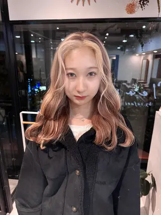 カラー saki/ハイトーン カラー/薬院のヘアスタイル