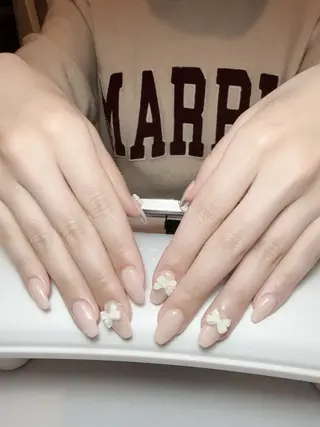 ネイル She’s Lunaのネイルデザイン