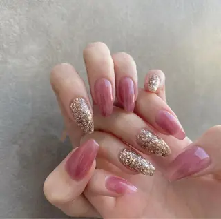 ネイル UniqueNail 長さだし専門店のネイルデザイン