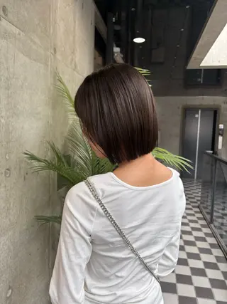 ショート KAEDE🌺Wカ ラー/ホワイトカラーのヘアスタイル