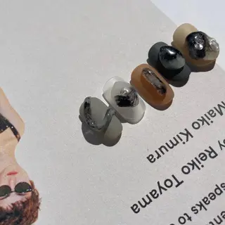 ネイル lilbondir. chiharuのネイルデザイン