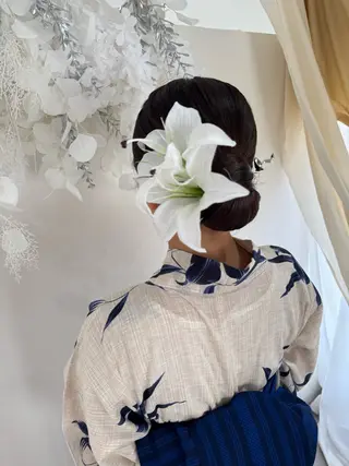 ロング ヘアアレンジ Hairmake Floraのヘアスタイル