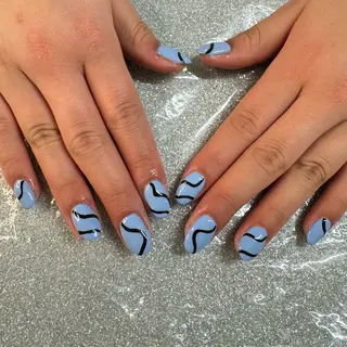 ネイル VIERU 🌈🎀💖のネイルデザイン