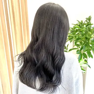 ロング カラー 色白に見える暗髪 梅田・増田のヘアスタイル