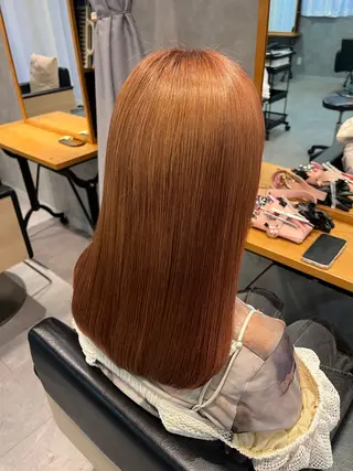 セミロング 野沢 知花のヘアスタイル