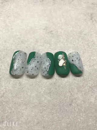 ネイル Nail room Bimano所属・Bimano seica♡+°のネイルデザイン