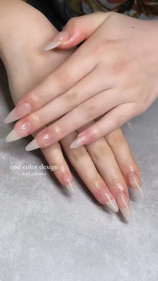 ネイル 関山 志乃のネイルデザイン