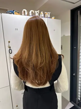 ロング 川上 彩夏のヘアスタイル