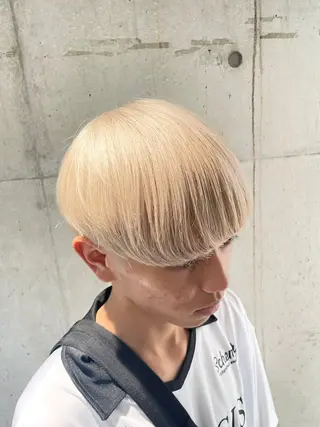 ショート カラー 小島 海斗のヘアスタイル