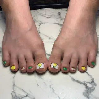 ネイル MHR nailのネイルデザイン