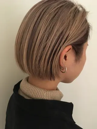 ショート カラー Batta所属・坂上 岳のヘアスタイル