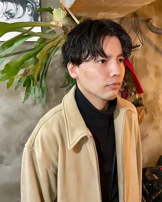 ミディアム パーマ メンズ 木村陸弥 似合わせ 透明感カラー🌿のヘアスタイル