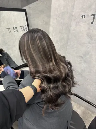 セミロング エクステ&"盛れる" 艶髪✨SYURIのヘアスタイル