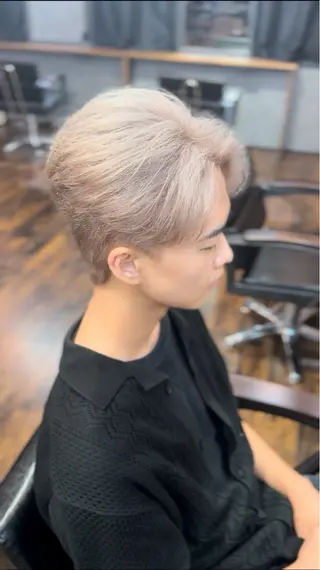 ショート カラー メンズ LiG所属・🔥【メンズ特化】江 坂／モデル／レオ🔥のヘアスタイル