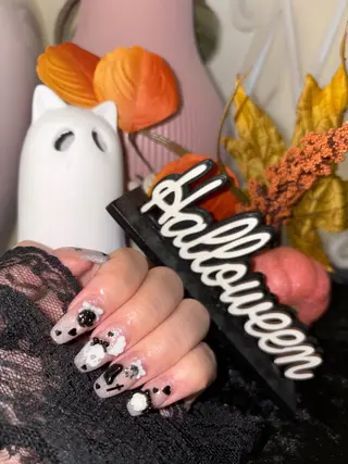 ネイル toyvenail 🖤enaのネイルデザイン