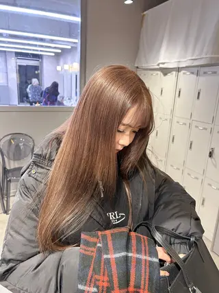 カラー 透明感ベージュ🤎 ナチュラルレイヤーのヘアスタイル