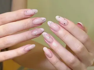 ネイル Mina. 🦢のネイルデザイン