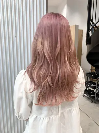 ロング カラー ヘアアレンジ yuka .のヘアスタイル