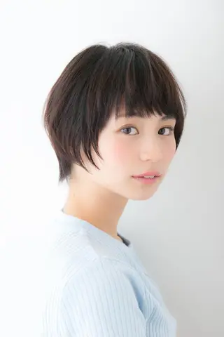 ショート カラー 羽田 ひろむのヘアスタイル