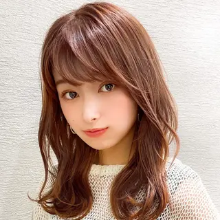 ミディアム カラー モテ髪×トレンド💕 小顔レイヤー 金井のヘアスタイル