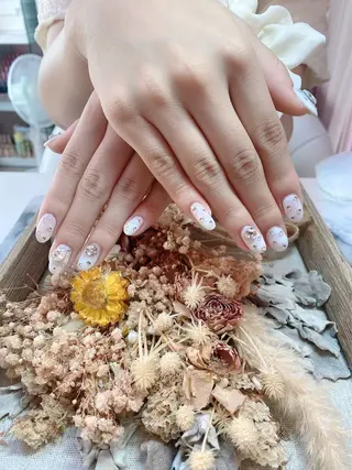 ネイル LEDアイラッシュ ∩_∩アオイのマツエク・マツパデザイン