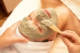 美容整体・小顔矯正サロン　L’Aube所属・L’Aubeローブ 藤木直美のエステ・リラクイメージ