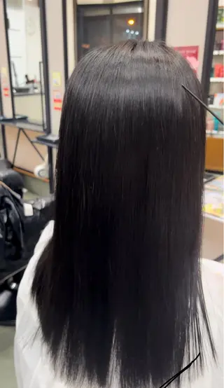 パーマ 山内 友里菜のヘアスタイル