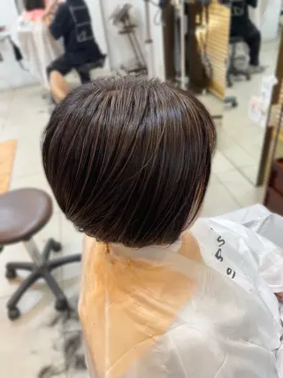 ショート カラー SOYON なんば店所属・水島 真彩のヘアスタイル