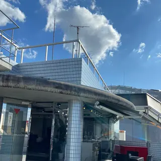 TIDEHAIR SHIHOのヘアスタイル