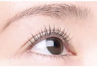 マツエク・マツパ イマイ カナのネイルデザイン