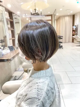 ショート カラー 横山 直輝のヘアスタイル