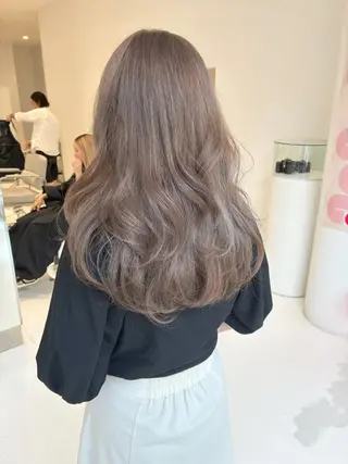 ロング Nought所属・cono noughtのヘアスタイル