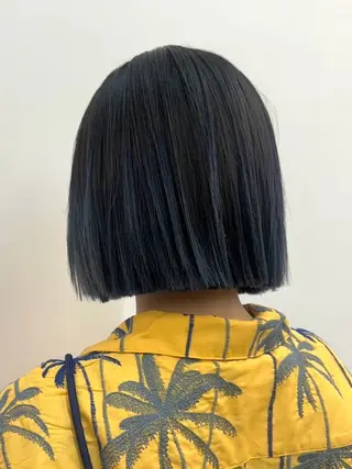 ショート カラー タナカ マヤ/金沢八景のヘアスタイル