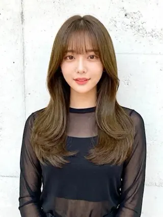 ロング カラー 韓国レイヤーカット 🫧大阪梅田レイヤーのヘアスタイル