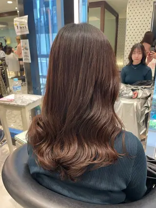 ミディアム パーマ コテ巻きパーマ 藤野佑成のヘアスタイル