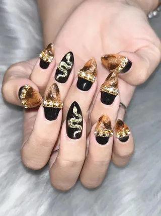 ネイル ＲＥＢＥＳＴ ＮＡＩＬ心斎橋店💅のネイルデザイン