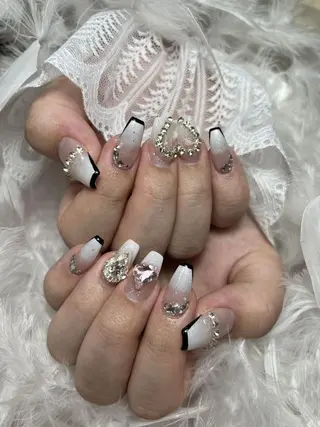 ネイル DEMAIN- 🌹のネイルデザイン