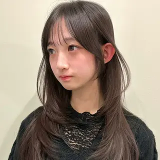 ロング 🌹ハッシュカット、 レイヤー韓国ヘア🌹のヘアスタイル