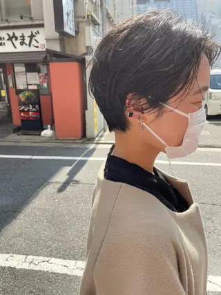 ショート さの あやねのヘアスタイル