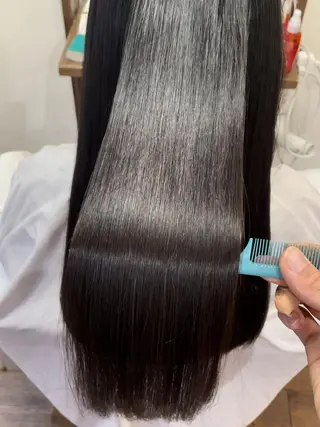 ロング snowdrop 和田のヘアスタイル