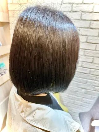 ショート カラー 🐖 やぶたはるや🐖のヘアスタイル