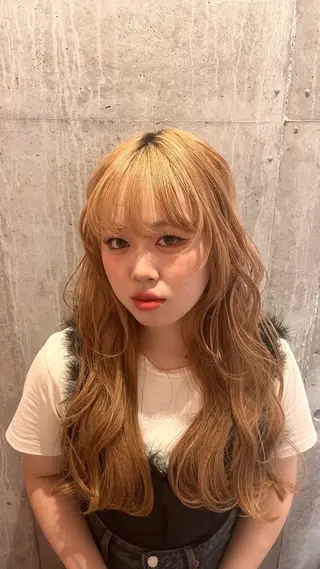 ロング カラー ヘアアレンジ SOL.JINGUMAE所属・原宿・デザインカラー YUI🤍ྀིのヘアスタイル