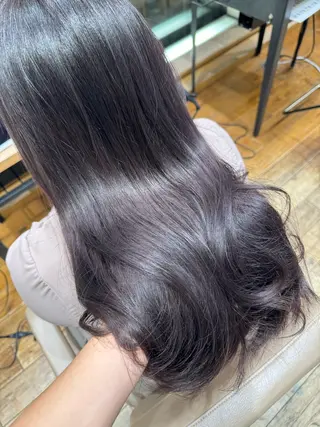 カラー 新宿/レイヤー 顔周りカット溝手優太のヘアスタイル