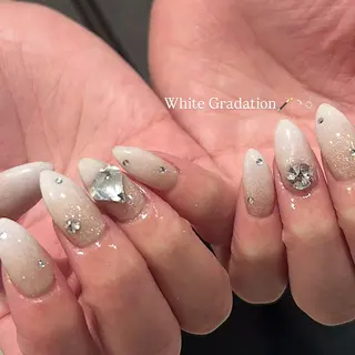 ネイル honoka ガーリーネイル໒꒱のネイルデザイン