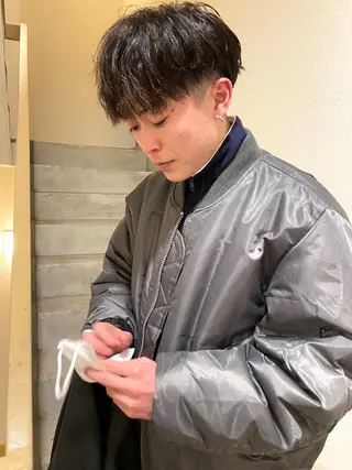 ショート レイヤーカット/ 透明感カラー レイのヘアスタイル